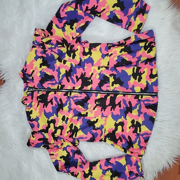 neon camo ruffle zip cardigan - Picture 2 of 9